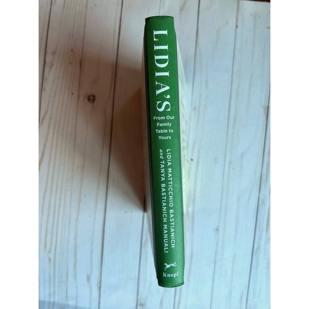Lidia Bastianich Signed Cookbook Lidia's From Our Family Table to Yours Green OS - Picture 4 of 7